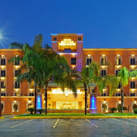 Holiday Inn Express Monterrey Galerias-San Jeronimo By Ihg Exterior photo