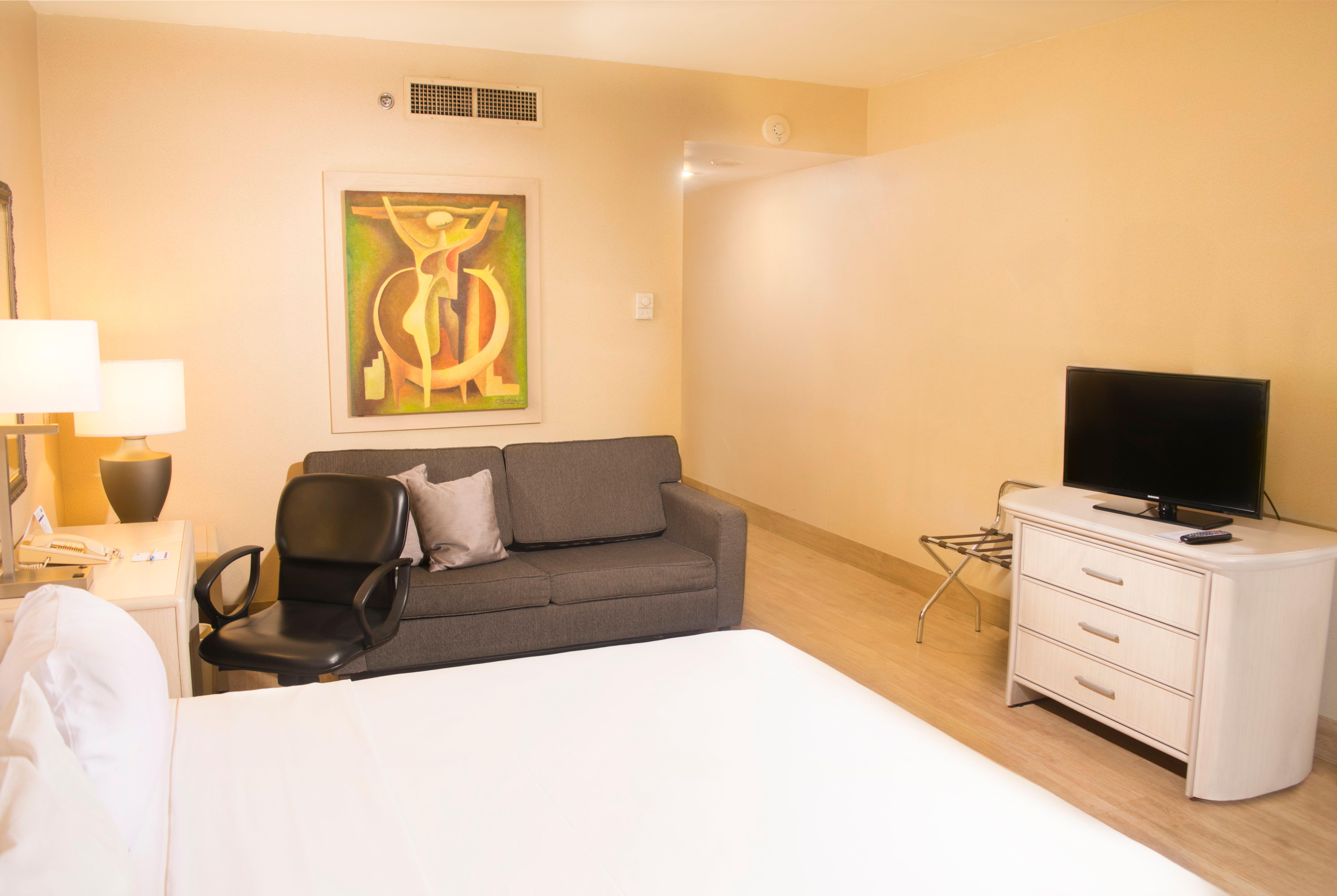 Holiday Inn Express Monterrey Galerias-San Jeronimo By Ihg Exterior photo