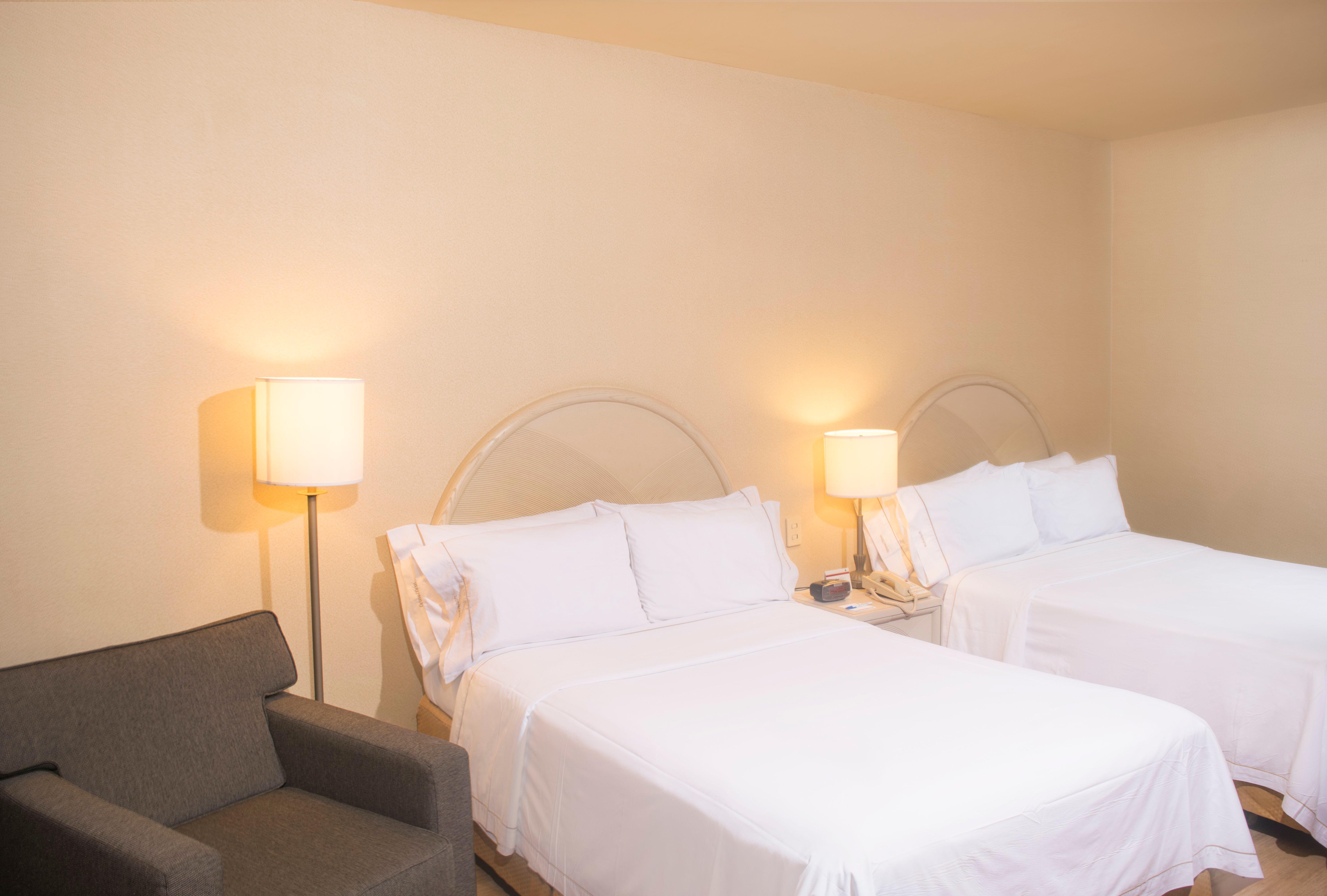 Holiday Inn Express Monterrey Galerias-San Jeronimo By Ihg Exterior photo