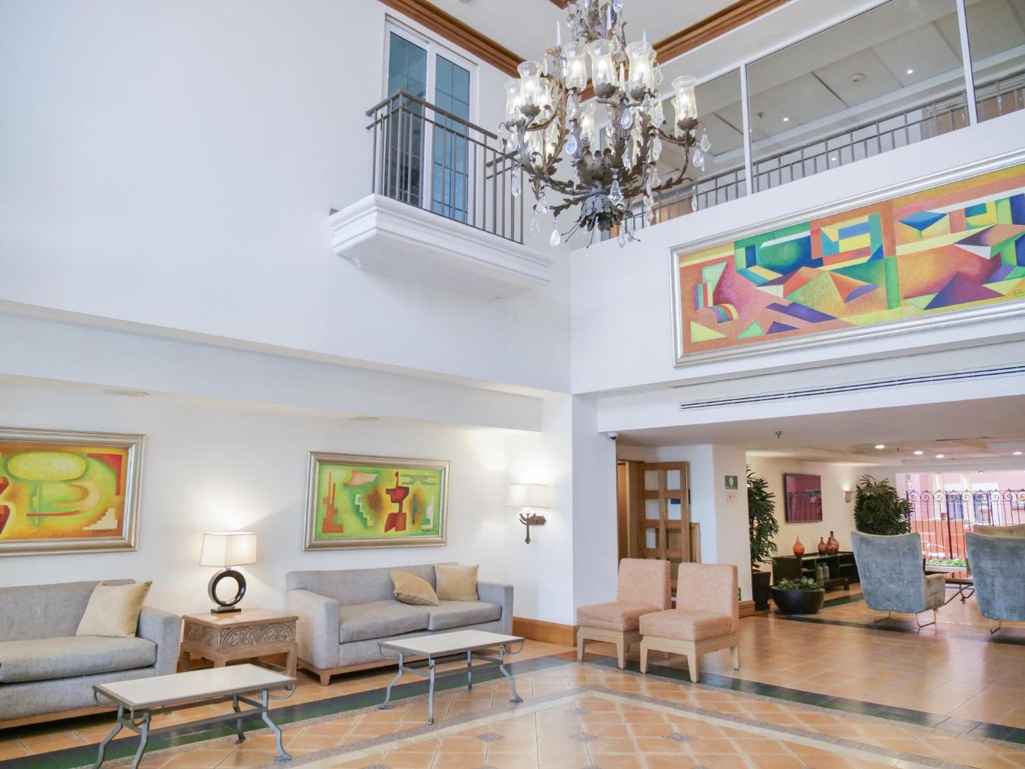 Holiday Inn Express Monterrey Galerias-San Jeronimo By Ihg Exterior photo