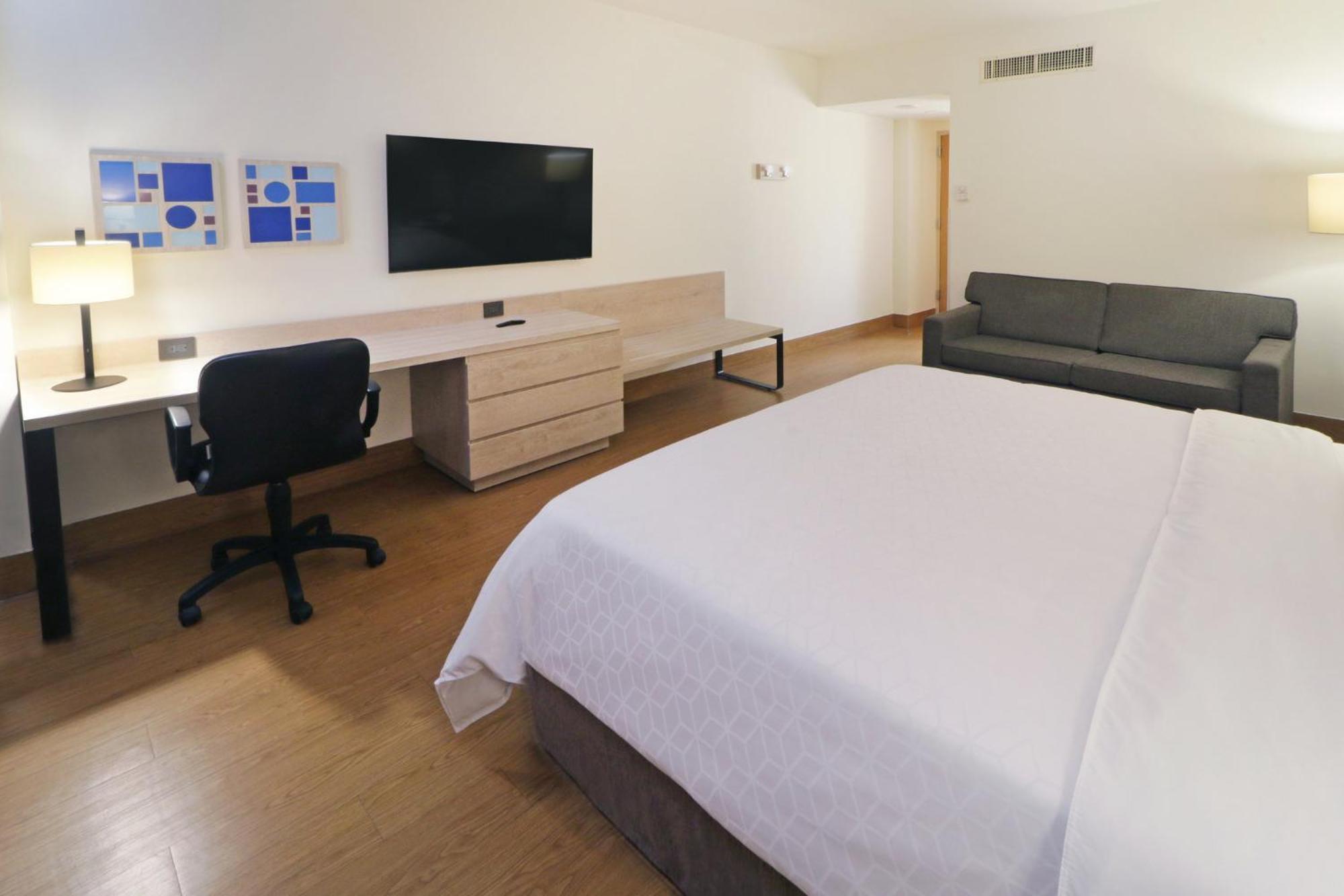 Holiday Inn Express Monterrey Galerias-San Jeronimo By Ihg Exterior photo