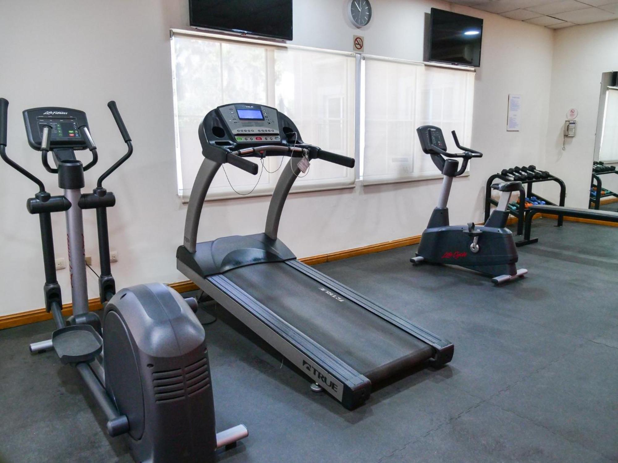 Holiday Inn Express Monterrey Galerias-San Jeronimo By Ihg Exterior photo